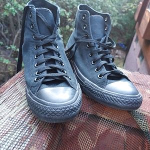 Black Converse